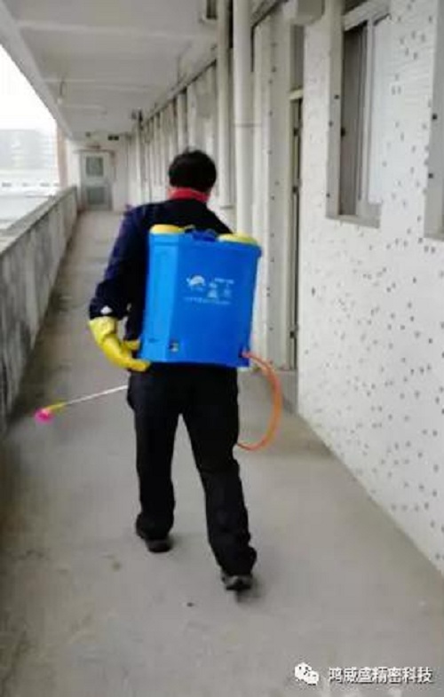 宿舍走廊消毒